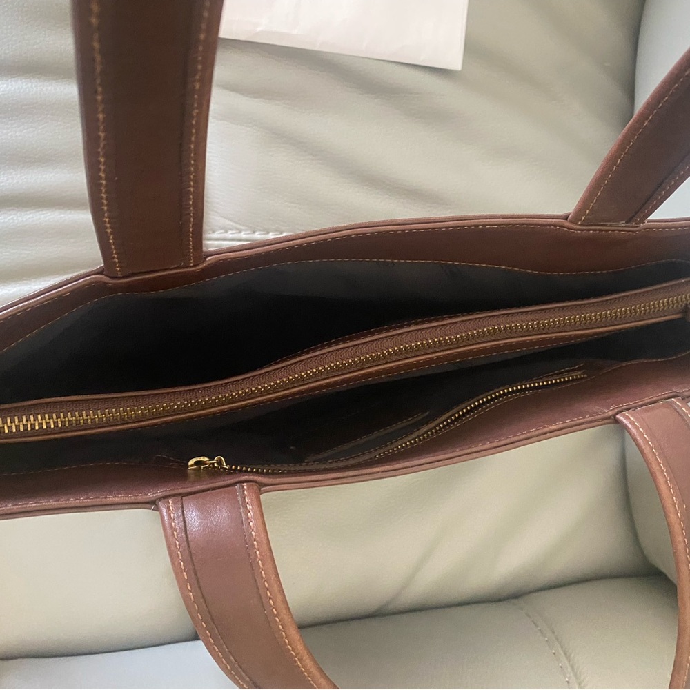 Vintage Coach Brown Leather Tote Bag - Picture 3 of 9